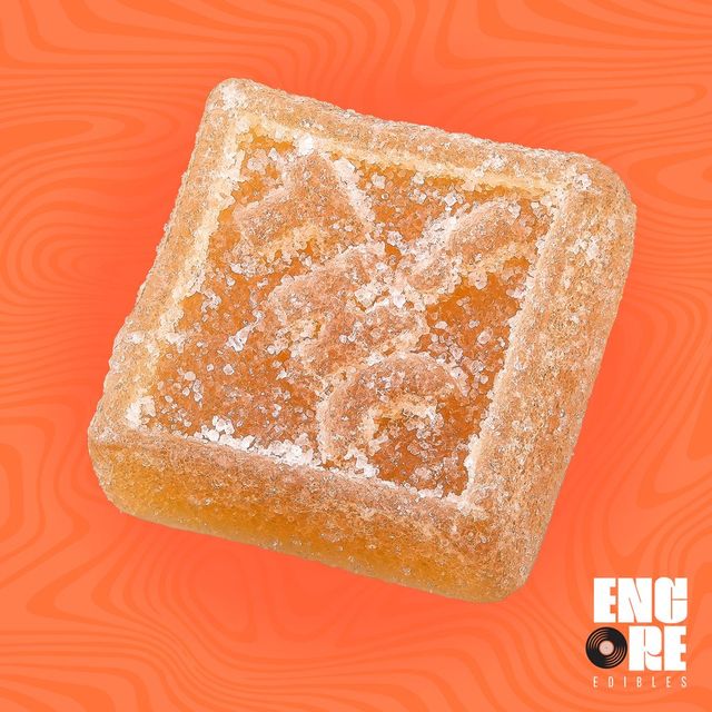 Sour Strawberry Peach Encore Edibles