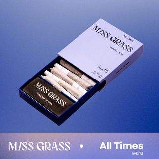 Tarts x Country Cookies Miss Grass