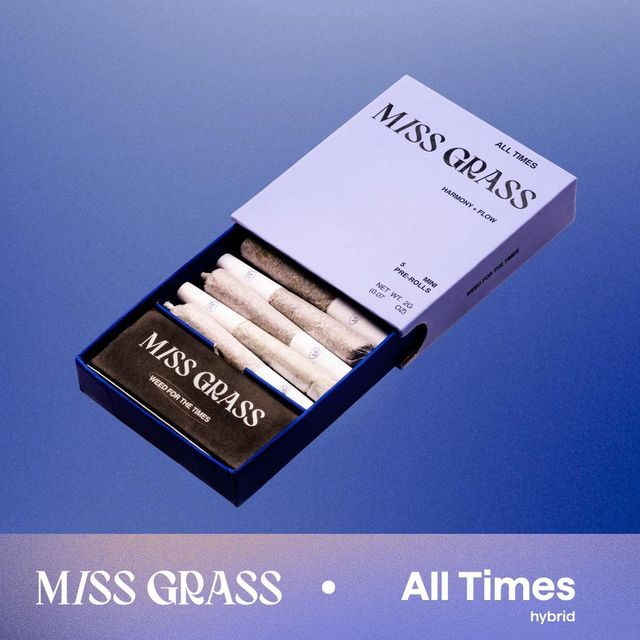 Tarts x Country Cookies Miss Grass