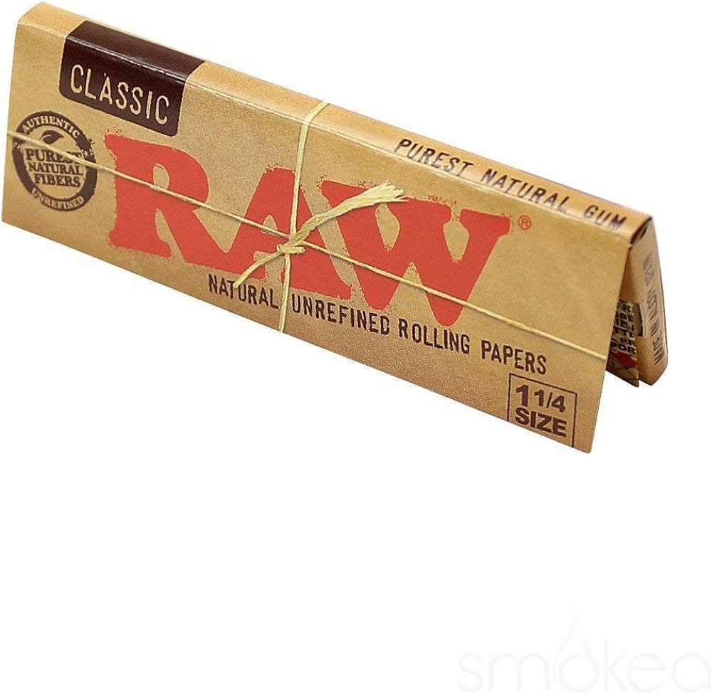 Buy Raw Accessories Rolling Papers 1 1/4 Papers image