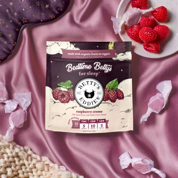 Buy Betty's Eddies Edible Raspberry Crème 2:4:1 (THC:CBD:CBN) 100 mg image