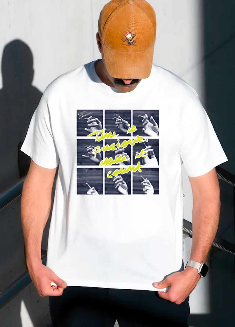 (the) Essence White (the) Essence Short Sleeve T-Shirt Short Sleeve T-Shirt, M