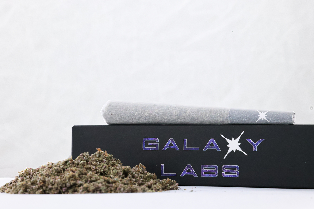 Buy Galaxy Labs Pre-Rolls Le'Moon Cake 1g Pre-Roll image №0