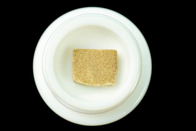 Cap'n Kush Berries Lebanese Style Hash Locol Love