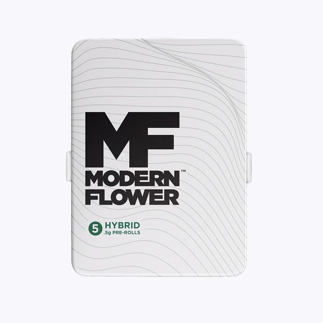 Skunk Hero Modern Flower