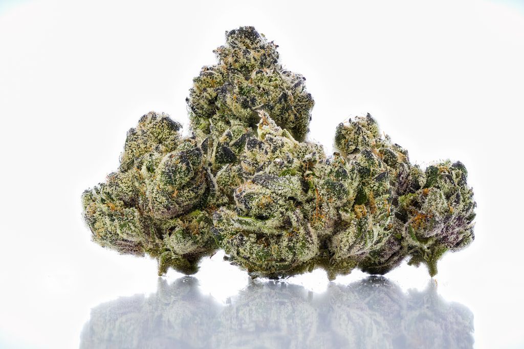 Savvy Ground Control OG Flower, 7g - image 3